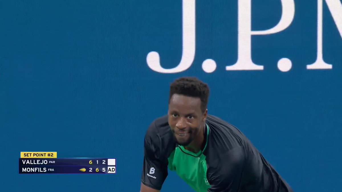 That's some birthday energy from Gael! 🔥 Monfils takes the third 6-2 to move one set away from the victory 🙌