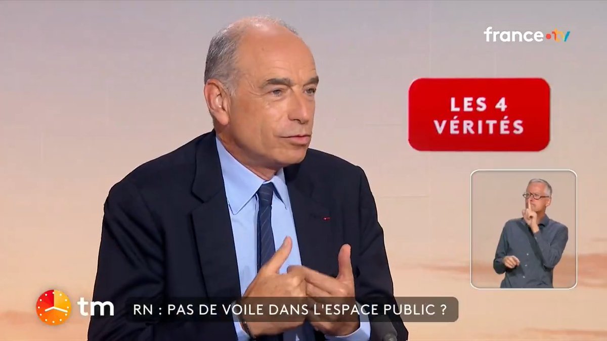 đŁïž "C'est trop tard de dire : "on va interdire le voile dans l'espace public". On ne va pas envoyer les carabiniers pour arracher les voiles." đŽ Jean-François CopĂ©, maire Les RĂ©publicains de Meaux et ancien prĂ©sident de lâUMP, ne soutient pas le RN dans sa proposition d'interdiction du voile dans l'espace public. #Les4VĂ©ritĂ©s
