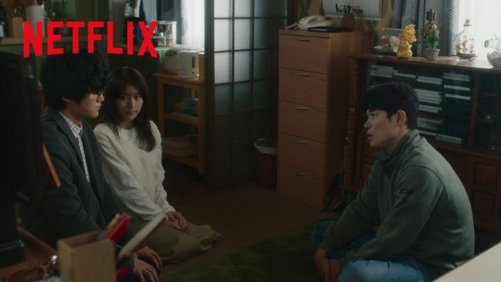 「お兄さん、フミ子さんを僕にください!」 亡くなった両親に代わり 妹 フミ子(有村架純)を育ててきた 大阪の兄ちゃん 俊樹(鈴木亮平) VS 結婚の挨拶に来た妹の婚約者 中沢(鈴鹿央士) 優しく「ええで」と告げるはずが… #花まんま #PetalsandMemories