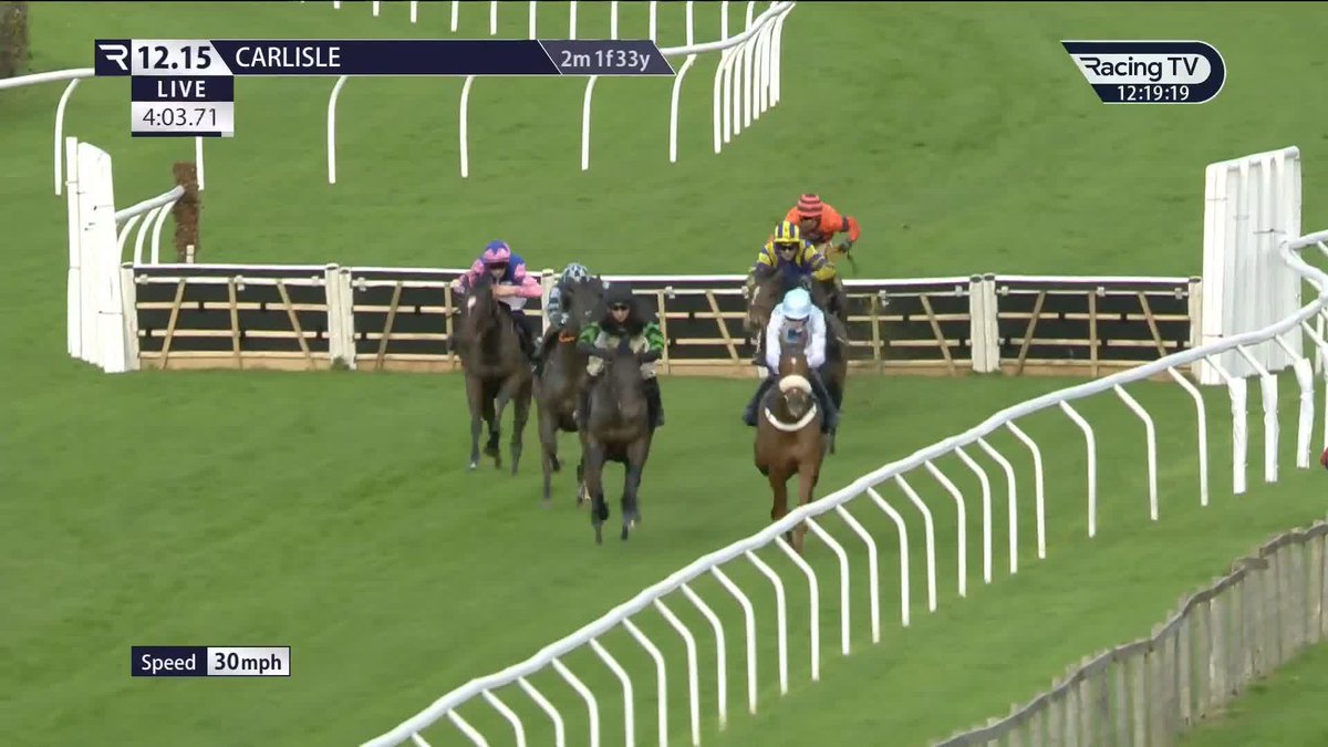 👀 MYDADDYPADDY is incredibly slick over his hurdles and he's a force to be reckoned with this side of the Irish Sea if he stays over the smaller obstacles. A hugely exciting prospect for connections - fingers crossed for a big year.