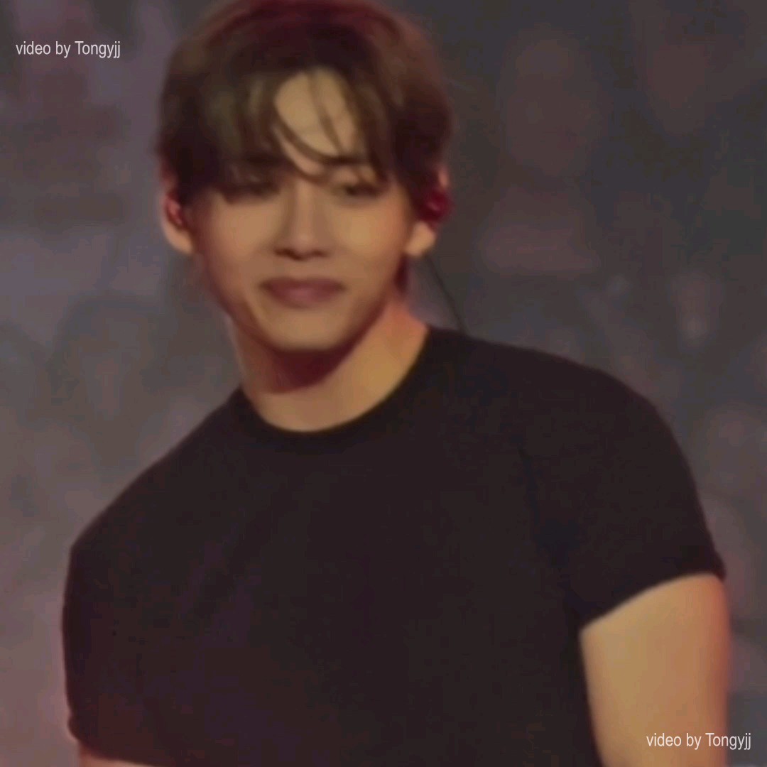 noooo taehyung was getting so emotional during into the sun 😭😭 the way he kept trying to control himself I'm gonna cry :(((