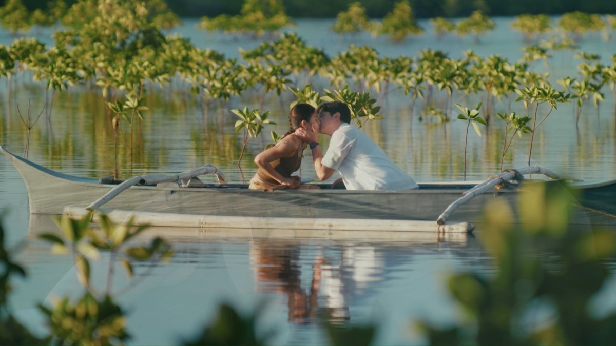 Siargao, here we come! Lalayag na ang first-ever team-up nina Alden Richards at Nadine Lustre on Philippine TV. Sa biyaheng 'to, puso ang destinasyon! 'Love, Siargao' arriving on September 28, 9:35 PM on GMA Prime! #LoveSiargao #AldenRichards #NadineLustre