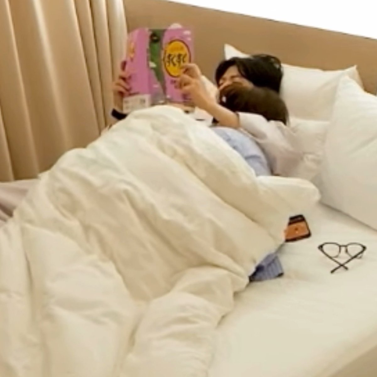 chenle literally snuggled on jaemin when they were sleeping together😭