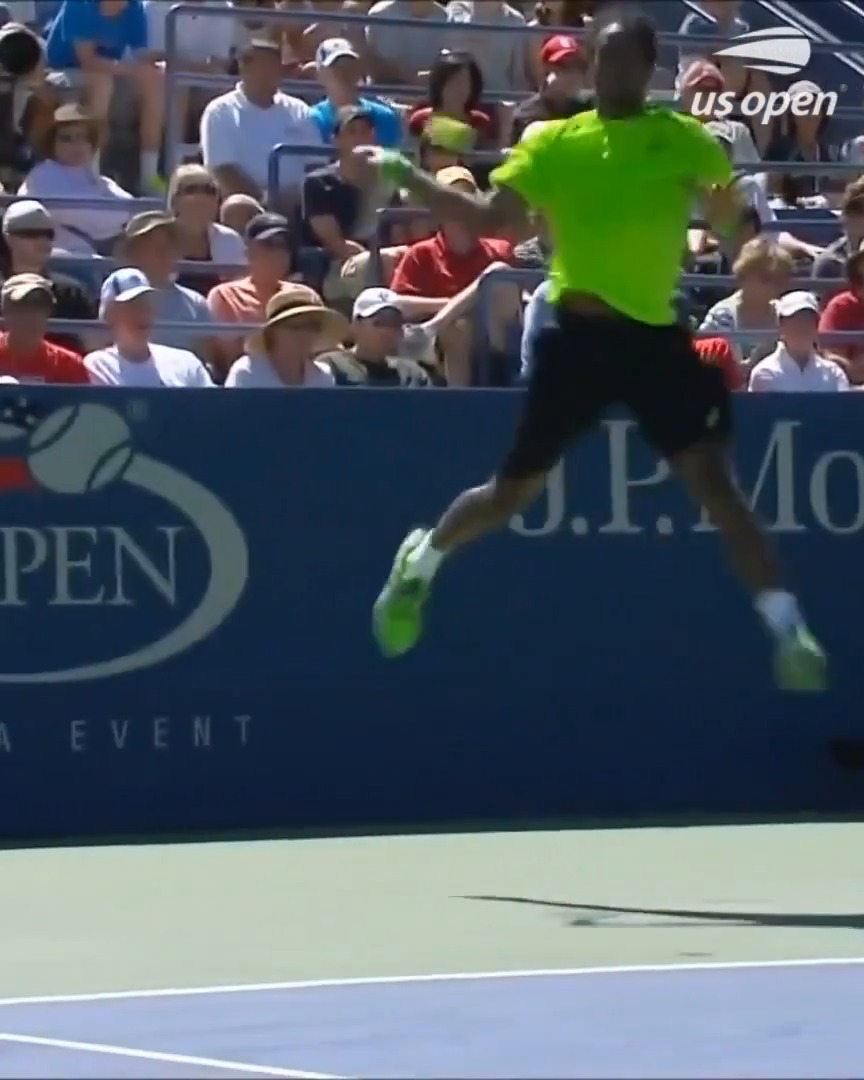 Same shot, 12 years apart. Gael Monfils, take a bow 🎩