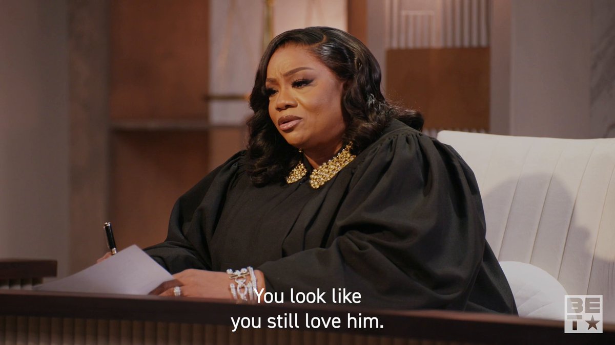 Our girl is really making the money and not letting it make her! Shark Tank ain't got nothing on this. Welcome to the future. 😂 #MsPatSettlesIt