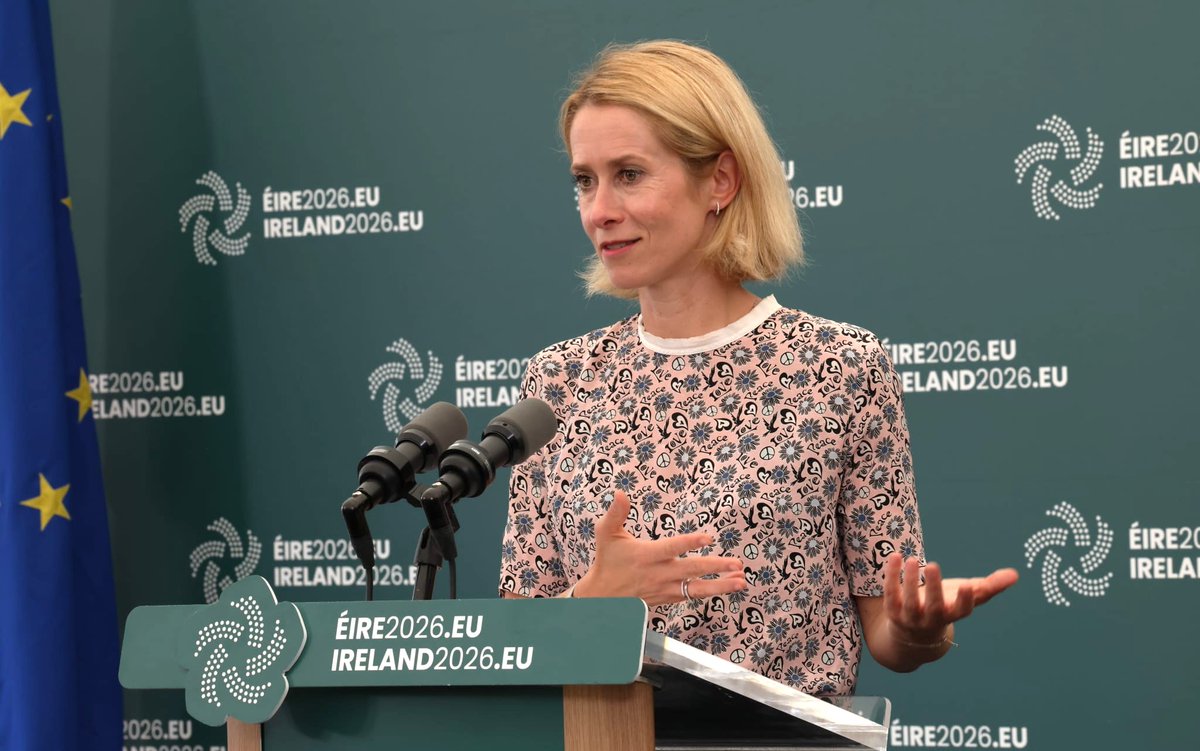 Russia bombed civilians at record levels this summer. Yet Russians continued to enter and enjoy the hospitality of European countries. It should not work this way. There was broad support today among Foreign Ministers to move with an EU visa entry ban for Russian ex-combatants and tougher visa restrictions on Russian tourists. My press conference with Helen McEntee TD following todayโs meeting of Foreign Ministers โ