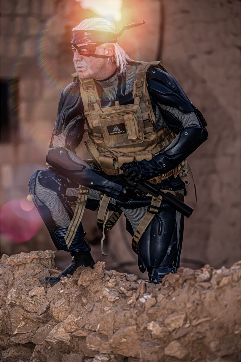 It's very rare that I dedicate myself to work like I did with this one, once again, thanks to the one and only 小島秀夫 for this amazing journey. #mgs #metalgearsolid #ahideokojimagame #yojishinkawa #mgscosplay #metalgearsolidcosplay