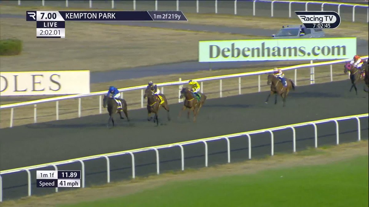 ๐
๐จ๐ซ๐ญ๐ข๐ญ๐ฎ๐๐ข๐ง๐, a gelded 3yo brother to Rebel's Romance and a 21-length winner over C&D on debut, delivers in the Unibet/British EBF novice stakes Kempton Park Racecourse ๐ต๐ต๐ต Godolphin | William Buick