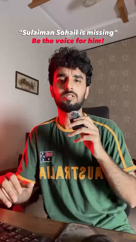 “جب کوئی نوجوان ریاست سے سوال کرتا ہے تو وہ لاپتہ کر دیا جاتا ہے۔" اسلام آباد کے نوجوان اور انسانی حقوق کے کارکن سلیمان سہیل چند روز سے پراسرار طور پر لاپتہ ہیں۔ عوام کے بنیادی حقوق کے لیے آواز اٹھانے والے ایک اور باضمیر نوجوان کی آواز خاموش کروانے کی یہ گھٹیا حرکت انتہائی قابلِ مذمت ہے۔ سلیمان سہیل کی پراسرار گمشدگی صرف ایک فرد کا معاملہ نہیں، بلکہ یہ ملک کے آئین، آزادیِ اظہارِ رائے اور ہر باضمیر شہری کے بنیادی حقوق پر راست حملہ ہے۔ جو نوجوان کل تک ہزاروں مستحقین کو کھانا کھلانے اور معاشرے کی خدمت میں پیش پیش تھا، آج اسے ریاست سے سوال کرنے کی پاداش میں خاموش کروانے کی کوشش کی جا رہی ہے؛ لیکن تاریخ گواہ ہے کہ جبری گمشدگیوں اور خوف کی فضا قائم کرنے سے نہ تو سوالات دم توڑتے ہیں اور نہ ہی عوام کی آواز کو ہمیشہ کے لیے دبایا جا سکتا ہے۔ سلیمان سہیل کو فوری اور بلا تاخیر بازیاب کیا جائے، کیونکہ یہ خاموشی آئندہ کسی بھی سچ بولنے والے کا مقدر بن سکتی ہے۔