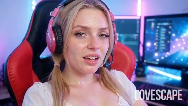 5K watching but you're the one she's carrying 💗 #nsfw #gamergirl #streamer #wataa