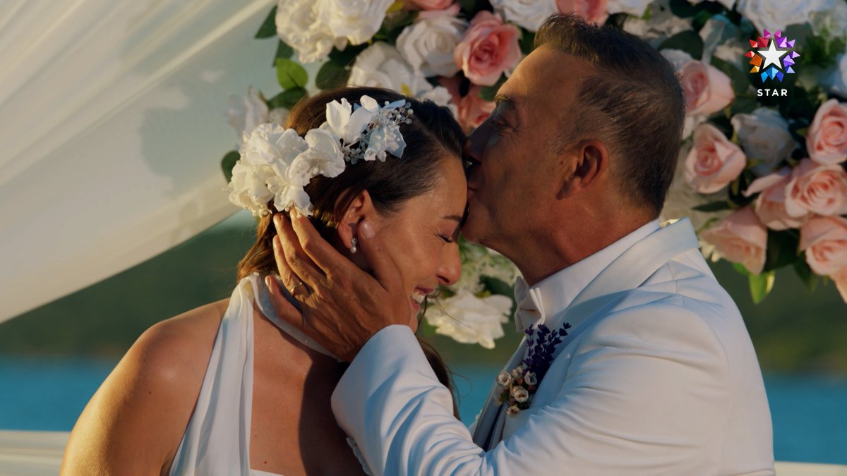 Perihan ve Hulusi evlendi! 👰‍♀️🤵‍♂️ #DoğanınKanunu final bölümüyle Star'da devam ediyor, TV yayınından sonra sadece Amazon Prime Video'da. doganinkanunudizi