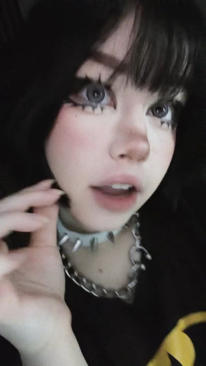 Hello, night subscribers ^•^!!! Or maybe it's morning for you, I don't know😵‍💫