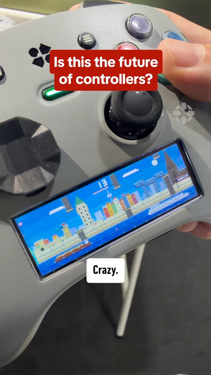 This controller from Genki has a built-in screen that is fully customizable! #gamescom2026 Presented by Fable
