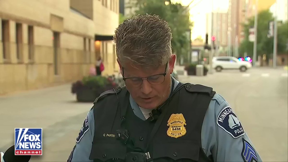 🚨 BREAKING UPDATE: 3 Minneapolis officers have been injured during this mass shooting, with two of them being shot They are expected to SURVIVE, thank the Lord 🙏🏻 The shooter is DECEASED. Good riddance.