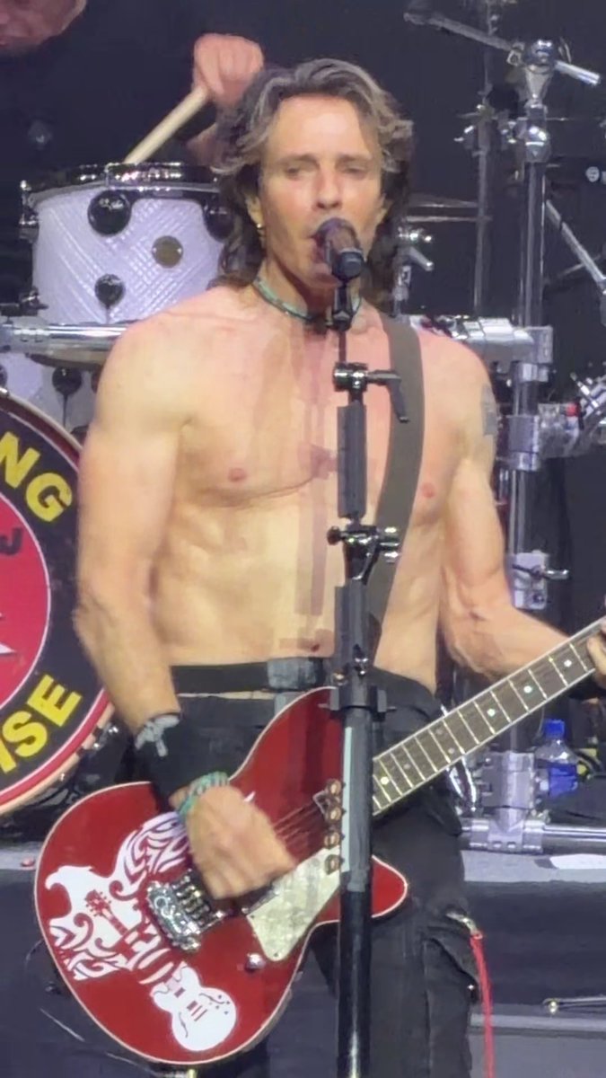 Rick Springfield, who just turned 77, goes shirtless while performing his classic song "Jessie's Girl" during a concert at at Palms Las Vegas this weekend.
