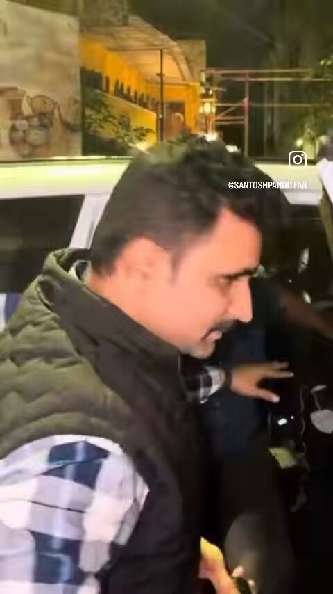 Maharashtra Police has arrested so called activist Santosh Pandit. His video questioning a BJP MLA about HSRP plates and seat belts went viral two days ago.
