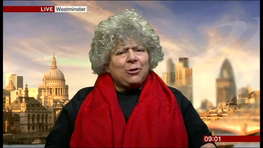Miriam Margolyes heard the surgeon’s name and immediately did what every other adult in that studio was desperately trying not to do. Steven Thrush is trying to have a serious conversation about his work on BBC Breakfast. Miriam hears the surname. That’s it. She goes straight for the joke. What makes it so good isn’t even the joke itself. It’s the fact that Miriam has absolutely no instinct to pretend she didn’t notice the obvious. Most people would think it, smile to themselves and move on. Miriam basically decides: “Why should I keep the joke in my head? And you can see Steven trying to maintain the seriousness of the interview while Miriam has completely derailed the moment with one unfortunate surname. That’s classic Miriam Margolyes. She doesn’t manufacture outrageous moments. She notices the thing everyone else is thinking and simply says it out loud. And honestly, if your surname is Thrush and you agree to sit beside Miriam Margolyes on live television, you have to accept that there is a very real possibility your medical credentials will become secondary to your name.