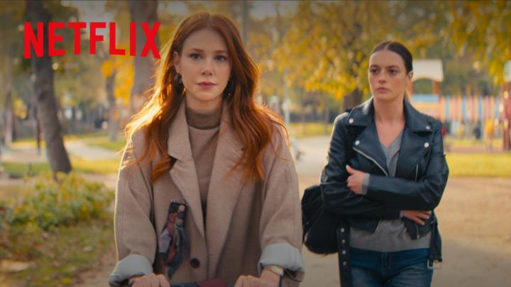 İlk hatası, ona evinin kapısını açmak oldu… Seni Tanıyorum, 17 Eylül’de sadece Netflix’te.