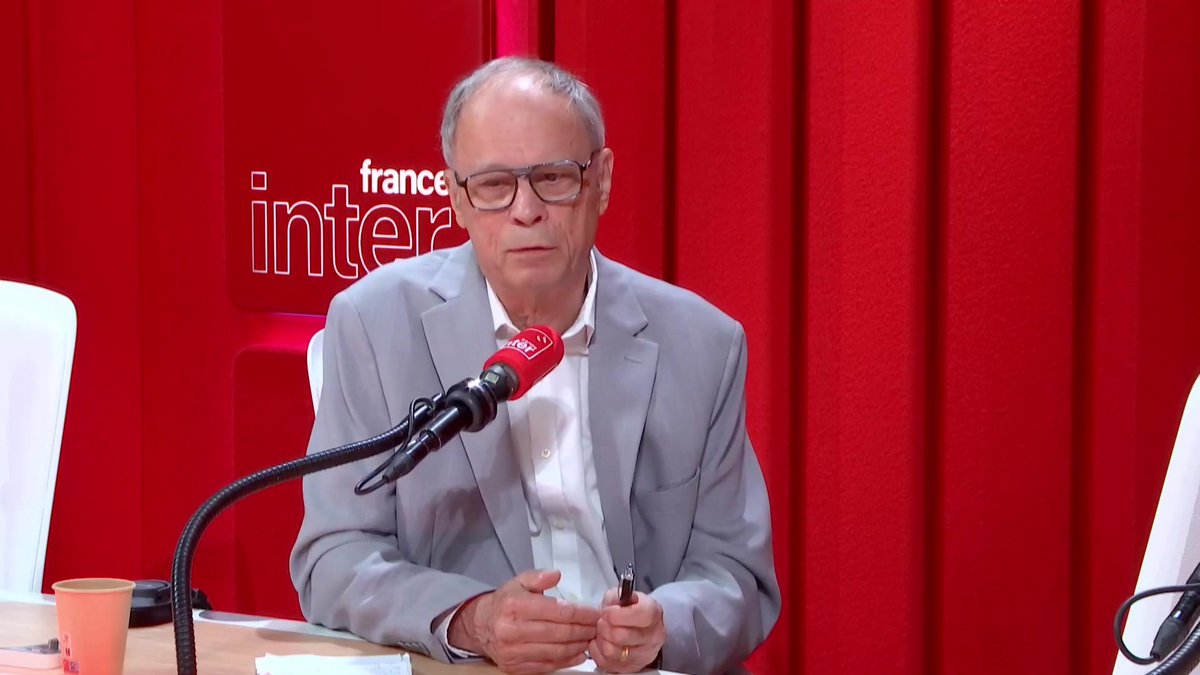"Il y a un risque très fort" de crise financière en France, selon Jean Tirole, prix Nobel d’économie 2014. Pour en savoir plus, écoutez Le Grand entretien par Florence Paracuellos et Benjamin Duhamel ➡️