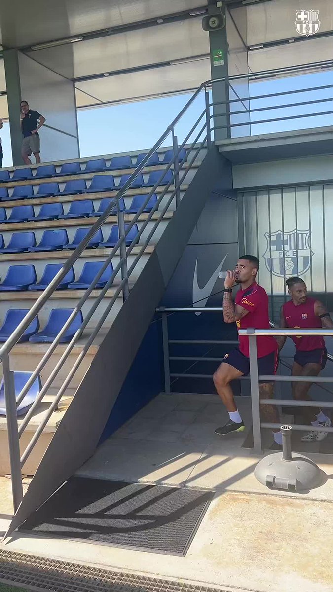 First training session for Gabriel Jesus ๐