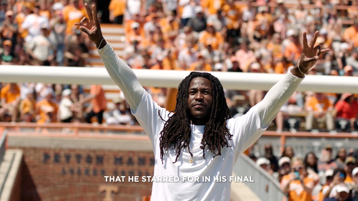 Legacy. The Alvin Kamara Family Lobby at Gate 19 of Neyland Stadium. #GBO ๐