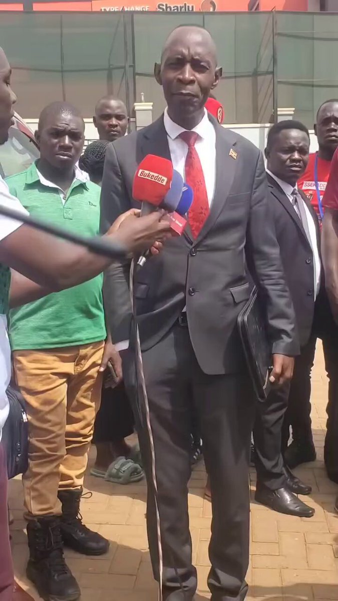 Muhoozi Kainerugaba toliffuga Uganda- Hon. Luttamaguzi Semakula PK