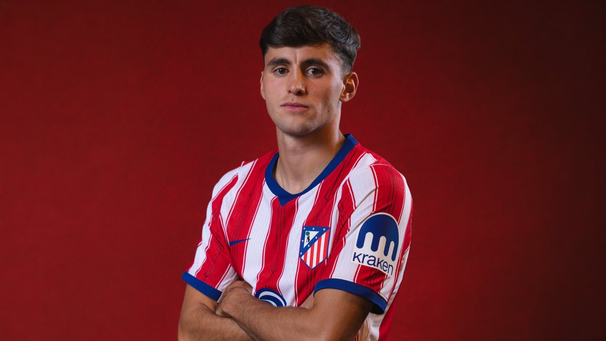 ❝Es un orgullo poder defender estos colores❞ — Dani Martínez, tras pasar a formar parte del primer equipo 🎙️