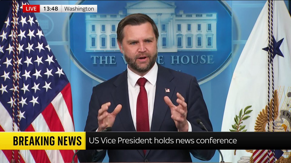 🗣️ 'Thank you for your service and thank you for your friendship.' US vice president JD Vance has praised former press secretary, Karoline Leavitt, as he hosts the first White House press briefing since her resignation. 🔗