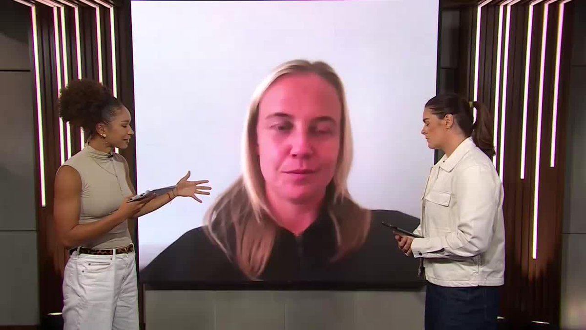 New season and new scenery for Beth Mead MBE 👏 The new Manchester City Women signing joined Jen Beattie and Darian Jenkins to talk her excitement in now playing with former opponents.
