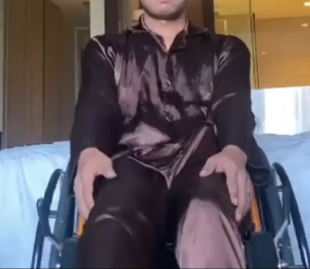 Sometimes my paralyzed legs got really strong spasms 😮‍💨♿ #paraplegic #paraplegia #spinalcordinjury #cederatulangbelakang #wheelchairuser #penggunakursiroda #kakilumpuh #paralyzed