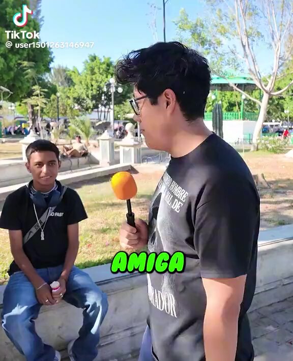Piiinchi gordita, en un ratito hizo un desbarajuste enorme jajajajajajajajajaja.👧🏻🌸😂😂😂