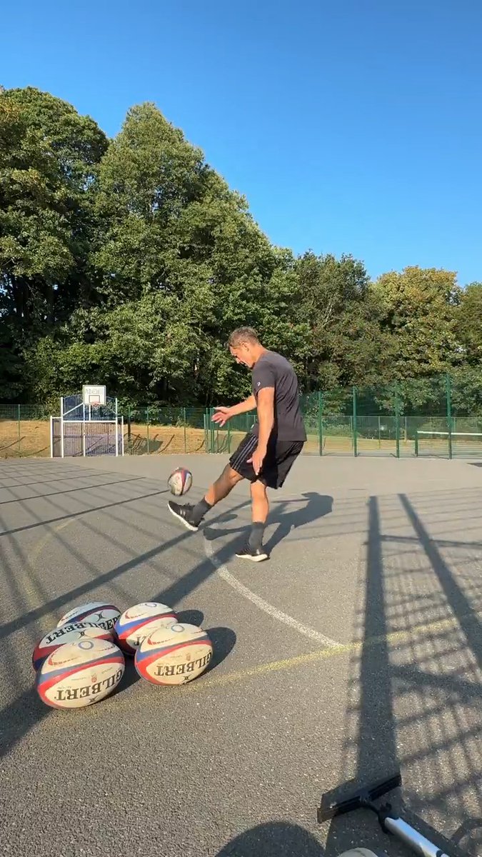 Jonny Wilkinson has still got it 😮‍💨 via JonnyWilkinson on X
