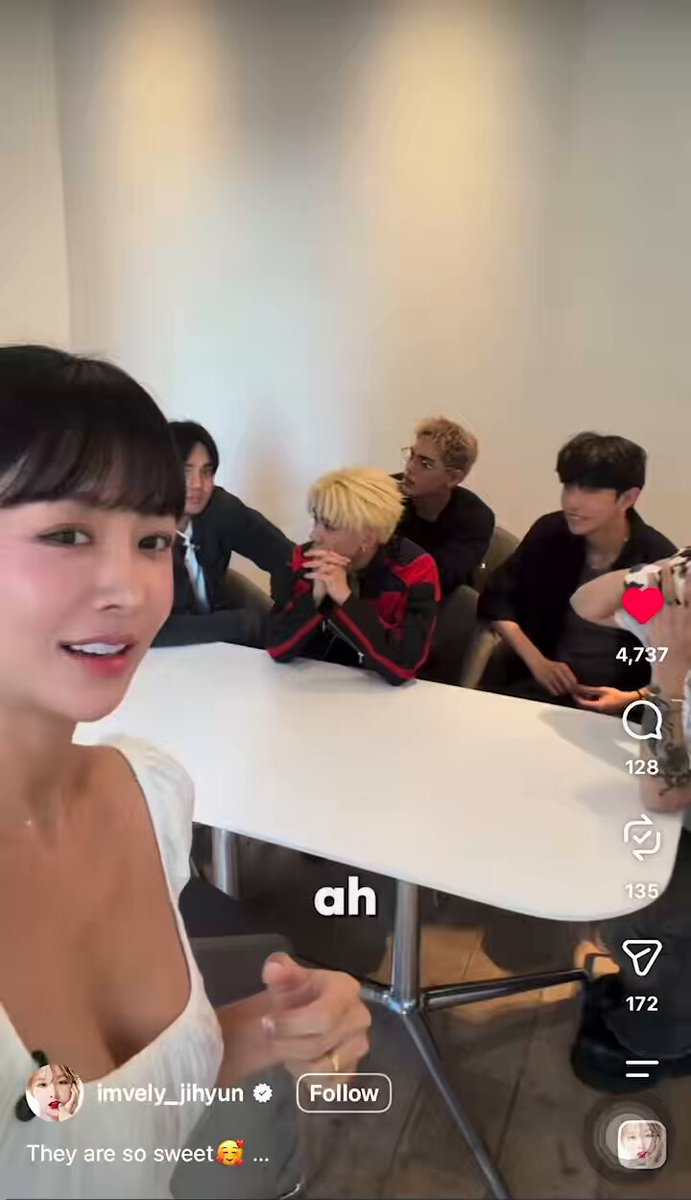As face mist enjoyers, I believe hindi ito ganun ka-random na SB19 content.😅 Love it, esbi boys bonding over skin care. Break muna sa we listen, we don’t judge. 🔗