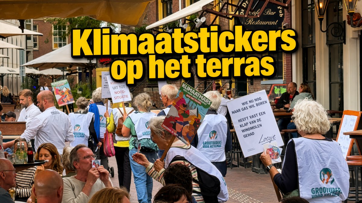 Tussen het stevige doorstappen door vinden de opa's en oma's nog nét de tijd om het terraspubliek van stickers te voorzien. Ook Eppo's eigen plakboek is weer een exemplaar rijker. De boodschap: zaterdag 12 september moeten we blijkbaar allemaal naar Amsterdam.