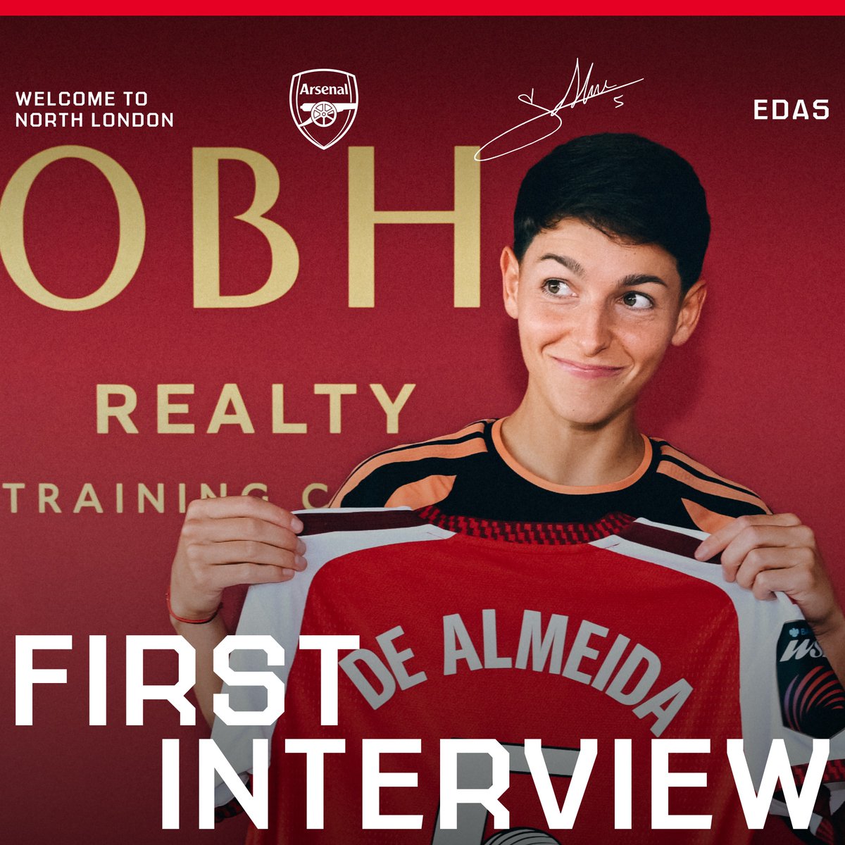 💬 “I'm excited to join Arsenal and I can't wait to meet the team.” Watch Élisa’s first-ever club interview now on The Arsenal app 📺