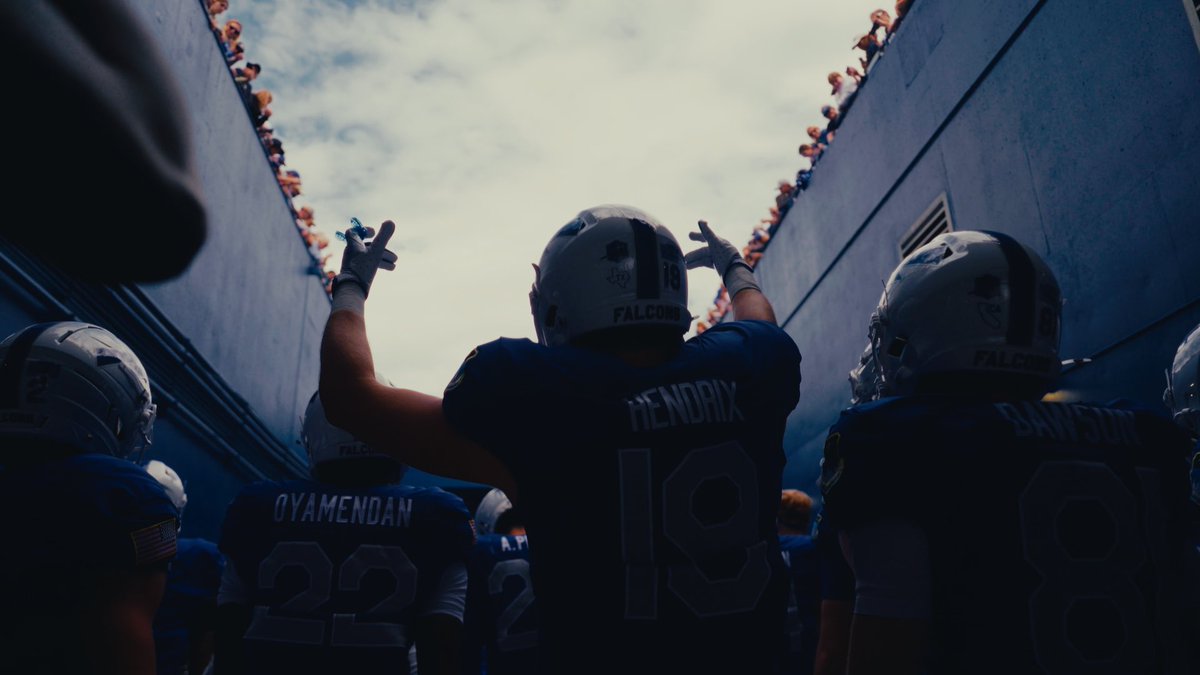 ๐ช๐๐๐ ๐ญ: DUQUESNE | ๐๐ฎ๐บ๐ฒ ๐ง๐ฟ๐ฎ๐ถ๐น๐ฒ๐ฟ ๐ฌ #FlyFightWin | #BoltBrotherhood