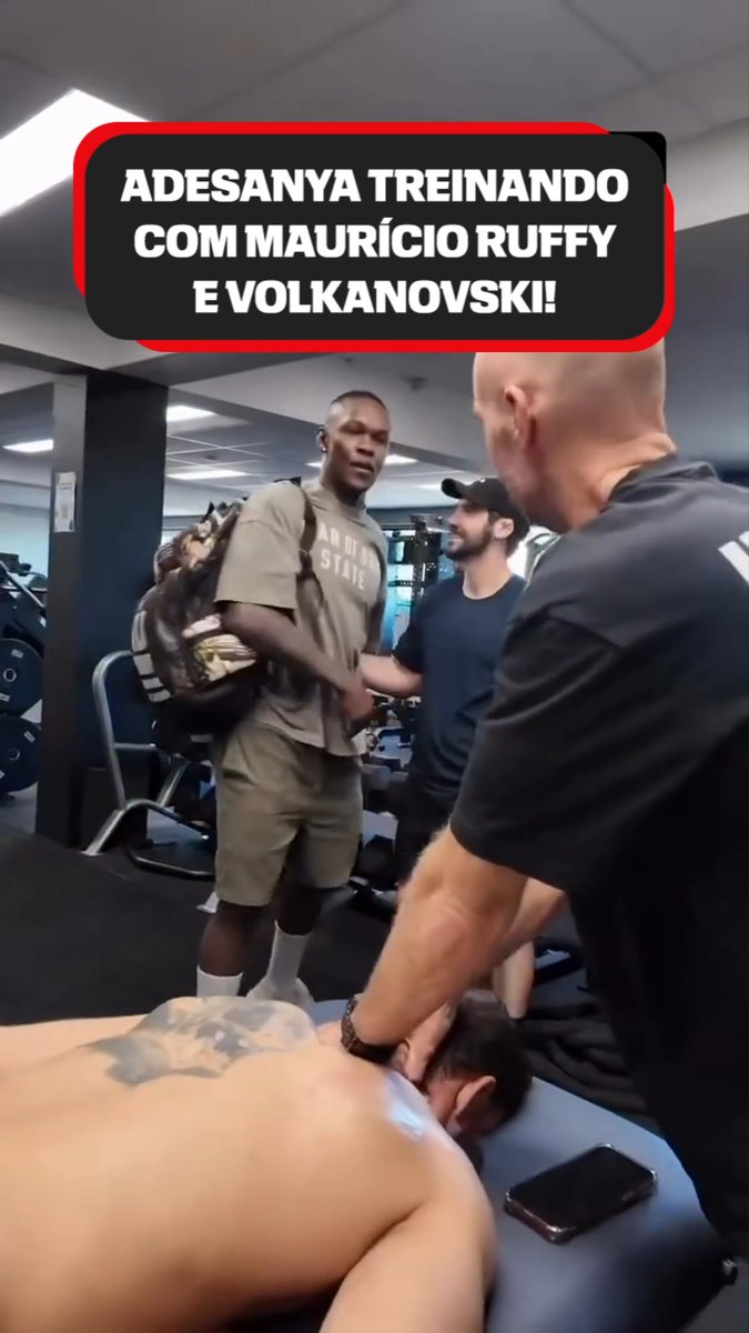 Israel Adesanya está treinando com Volkanovski e Maurício Ruffy em Sydney! 🎥: @engage, ESPN MMA #ESPNKnockOut