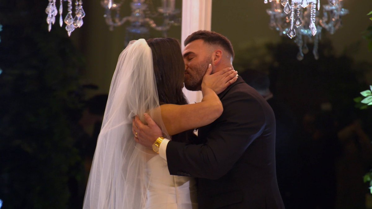 From Miss Sweetheart to Mrs. May. A moment Sammi and Justin will remember forever. 🥹💍❤️ #JSFamilyVacation