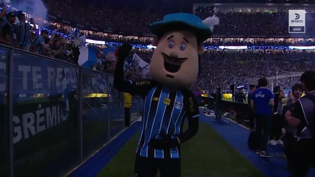 😅🇧🇷 Gremio eliminó a Inter de la Copa de Brasil y al terminar el partido PUSIERON UN VALS EN EL ESTADIO COMO CARGADA.