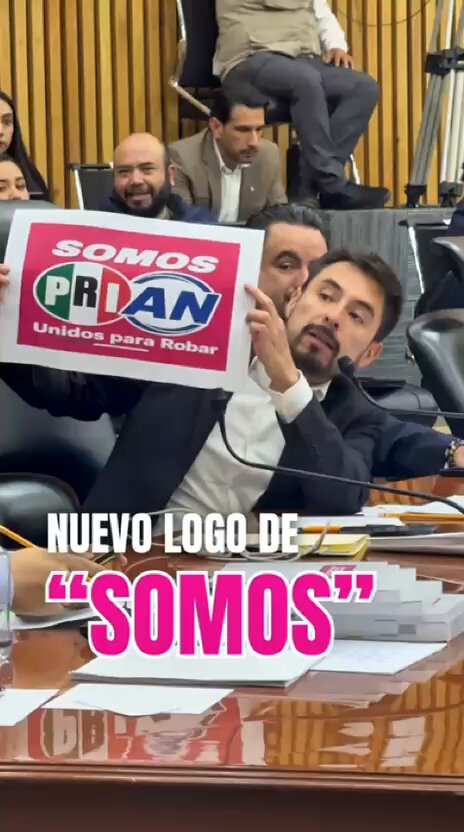 ¡El nuevo logo de “Somos”! Como siguen batallando para encontrar un logo que realmente los represente, aquí les dejamos una propuesta. Porque podrán cambiar de nombre, de logo o de partido, pero siguen siendo los mismos de siempre, queriendo hacer lo mismo de siempre: robarle al pueblo. Y a “Somos” (SOMOS), pónganse a chambear: junta más gente un atropellado que una asamblea de su partido. Por algo tienen apenas 1% en las encuestas; hasta el margen de error es más grande que su apoyo.