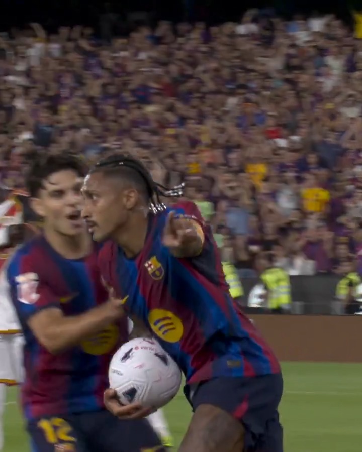El primero de Raphinha en el BarçaRayo. 🔥 FC Barcelona | LALIGAHighlights | VUELVELALIGA