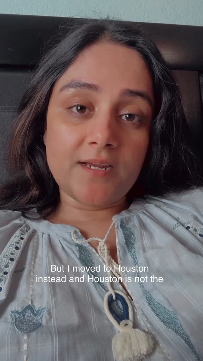 🇮🇳➡️🇺🇸 “I thought I was moving to America. Turns out, I moved to Houston.” An Indian woman’s hilarious reality check is winning the internet. Growing up, she imagined New York streets, people walking everywhere, cozy cafés and snowy weather. Instead, Houston gave her one lesson: Want food? Get in the car. Want coffee? Get in the car. Want to check the mail? Get in the car. Sometimes the biggest culture shock isn’t a new country it’s realizing one country can feel like many different worlds.