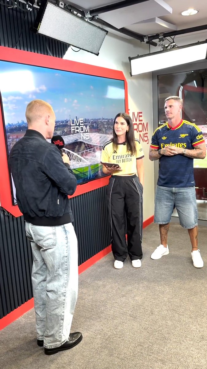 Arsenal legends and celebrity guests 😍 Live From N5 is back on Sunday 🍿
