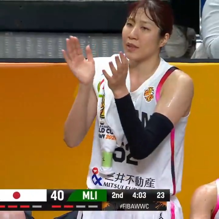 Veteran touch from Maki Takada ✨. #FIBAWWC