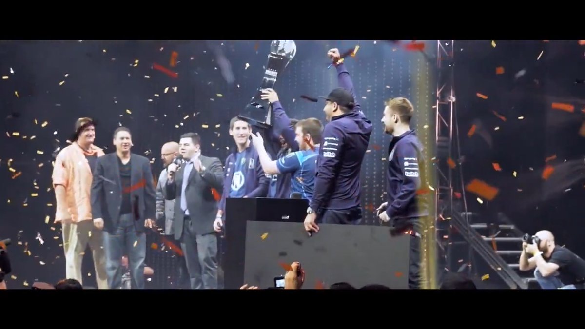 10 years ago today: ENVY's Jordan Kaplan Apathy Austin Liddicoat and Johnathan Perez win the 2016 Call of Duty World Championship. Forever ENVY legends.