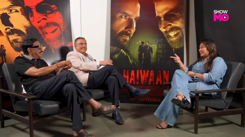 #Priyadarshan offered GARDISH to #SunnyDeol. He refused bcz he saw org film and thought it'll be a small budget remake. After Gardish released, Sunny saw it and asked Priyan "why didn't u tell me u are making it differently?" Priyan replied "Who asked u to watch the org?" 😂