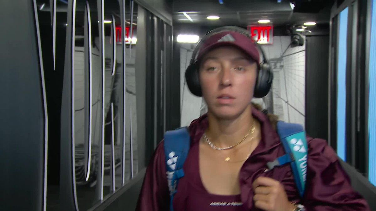 2024 finalist vs 2021 finalist 🔥 Jessica Pegula and Leylah Fernandez face off on Ashe!