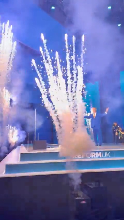 What an entrance. 🔥