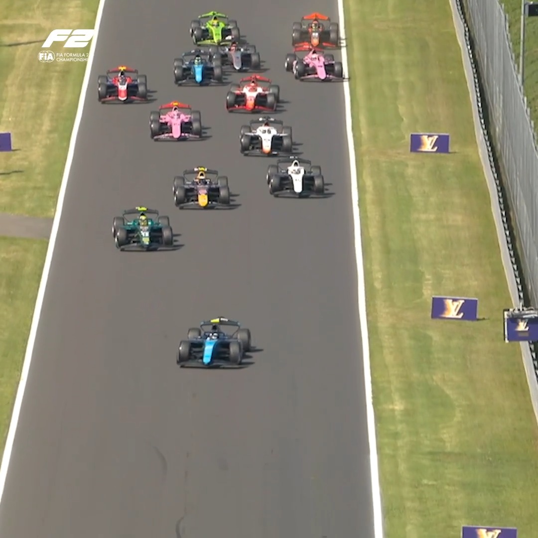 Monza Quali 🤝 chaos 🤪 No one wanted to be the first to go without a tow ahead of the final push laps 😅 #F2 #ItalianGP