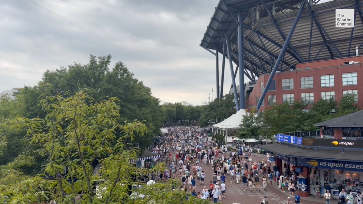 At the U.S. Open, players are facing another opponent: the heat. 🎾 Court temperatures can be up to 30° hotter than the air. Katie Tutrone explains how officials are keeping players safe.